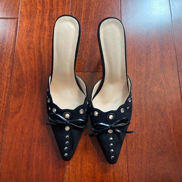 Black Studded Bow Kitten Heels Size 8.5 - Picture 7 of 9